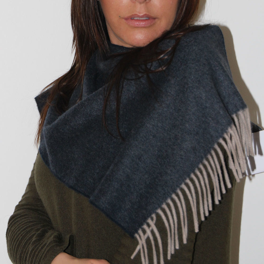 cashmere-scarf cashmere-scarf
